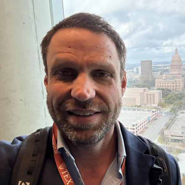 Dr. Andy Moye