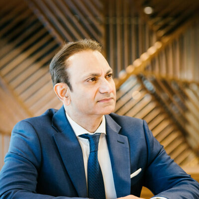 Dr. Bharat Tewarie